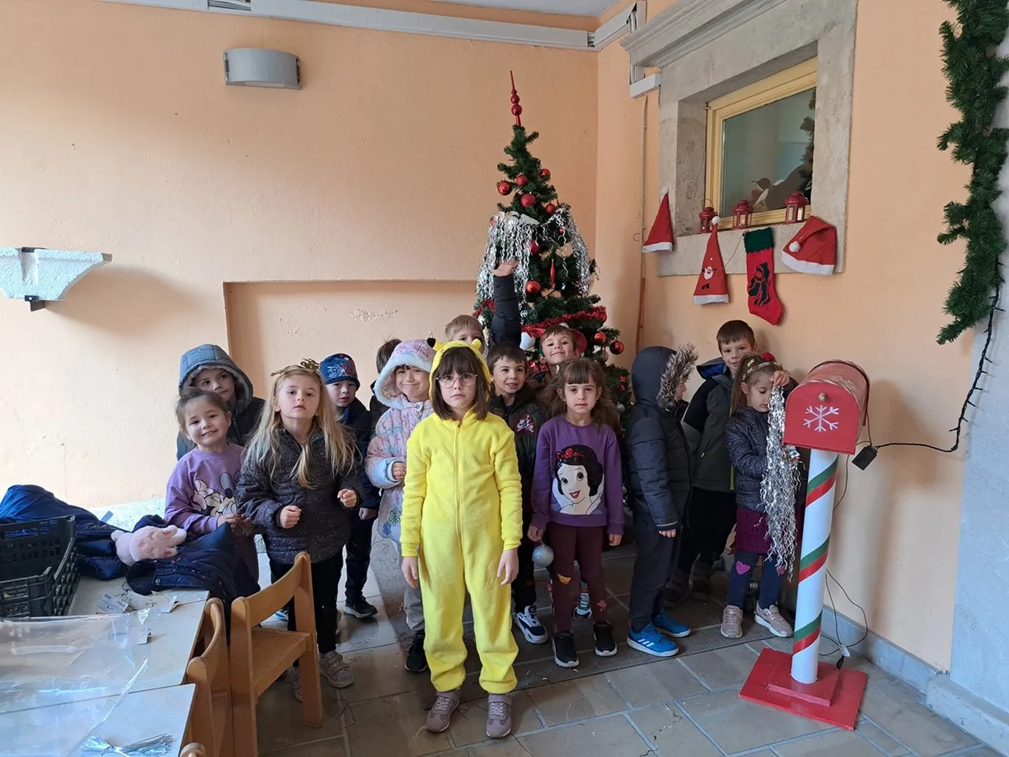 Okitili smo naše drvce!