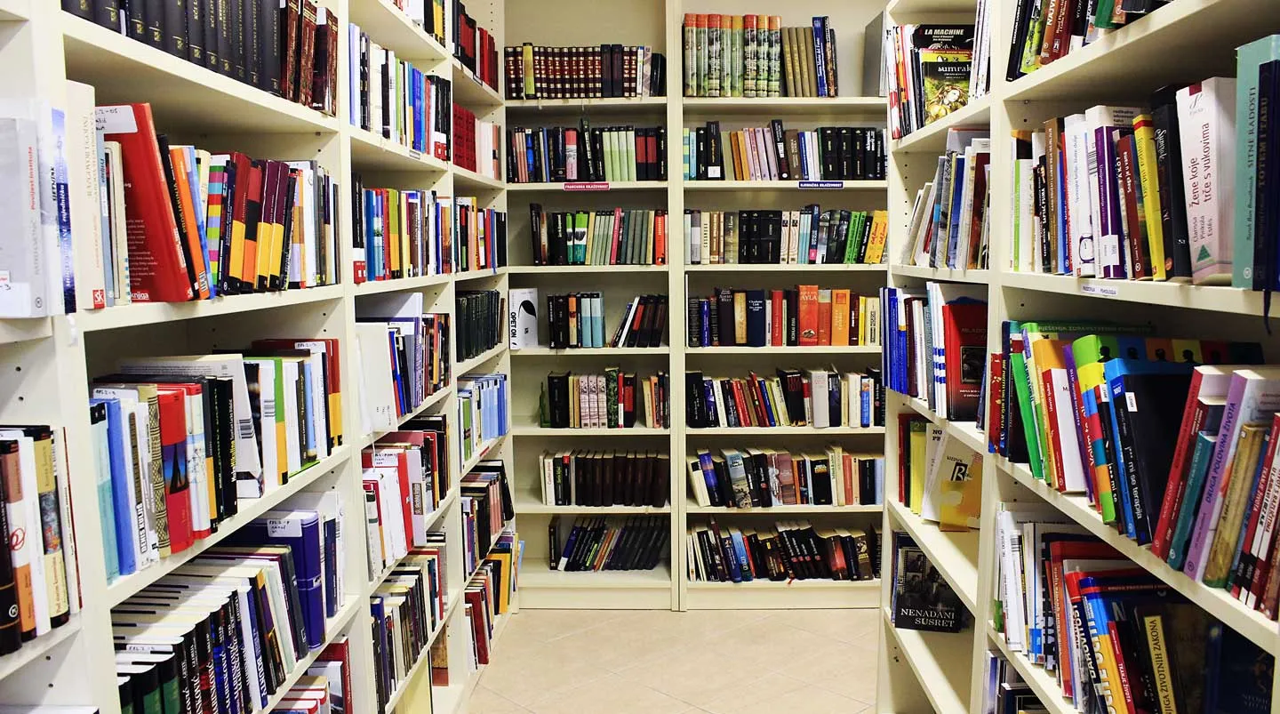 Dobrodošli na službene web stranice Narodne knjižnice i čitaonice Tisno